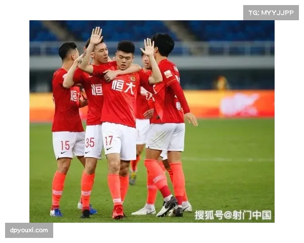 罗马三后卫体系防守质量波动较大 关键战失球暴露体系漏洞